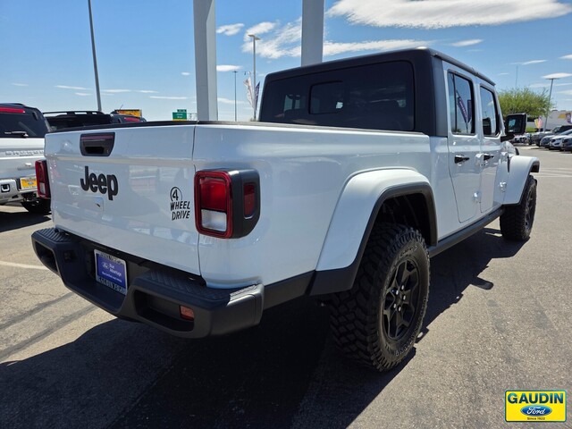 Vehicle image 6 of 25