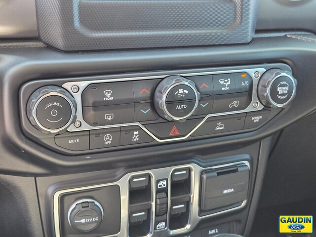 Vehicle image 25 of 25