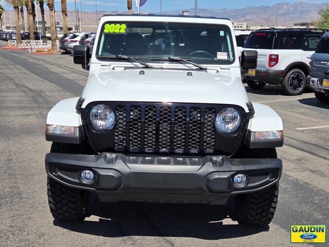 Vehicle image 2 of 25