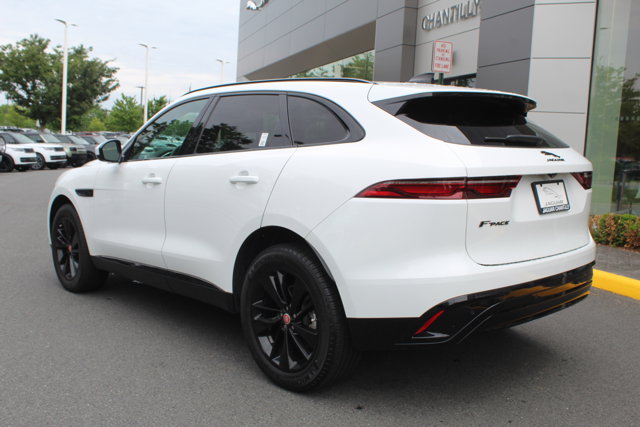 Vehicle image 6 of 32