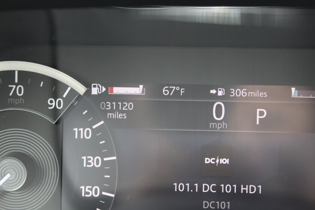 Vehicle image 18 of 32