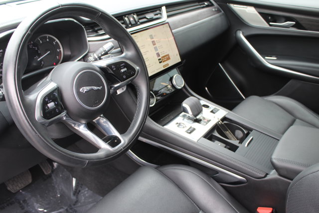 Vehicle image 14 of 32