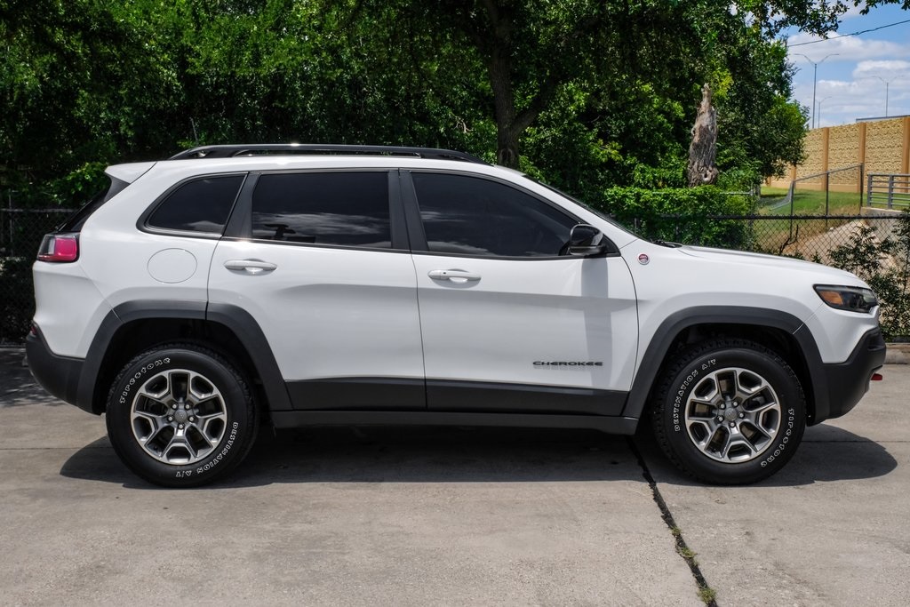 Vehicle image 7 of 85
