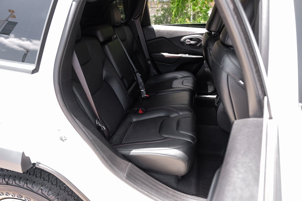Vehicle image 48 of 85