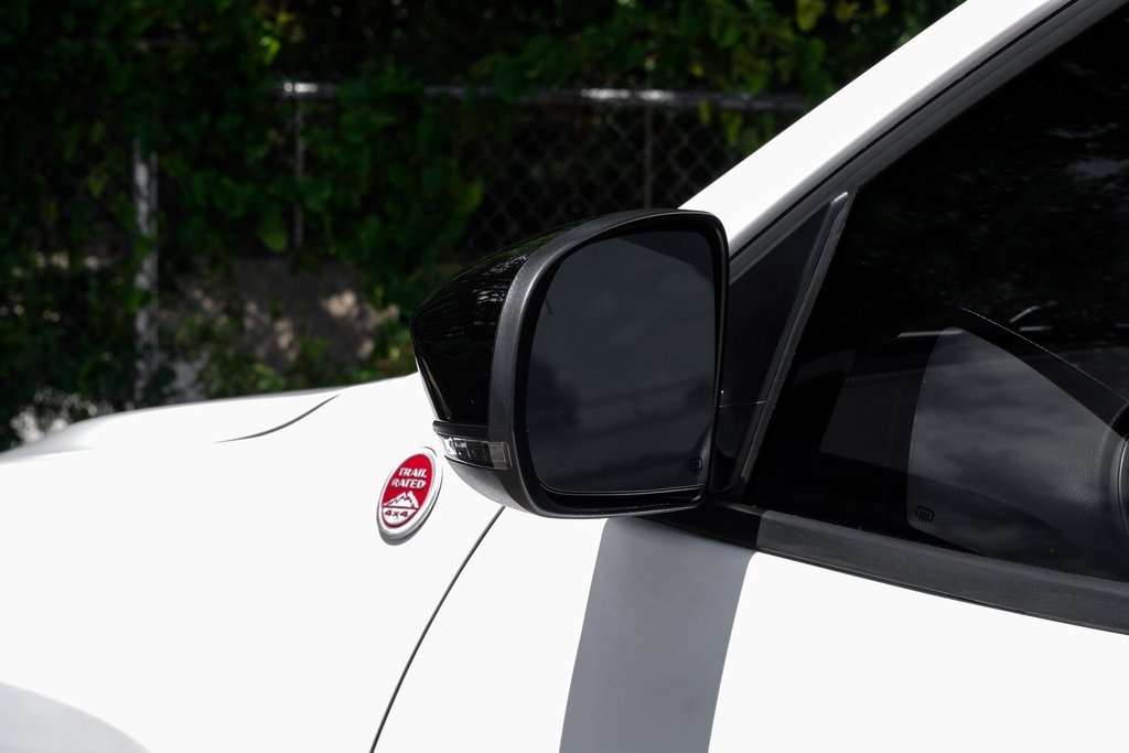 Vehicle image 54 of 85