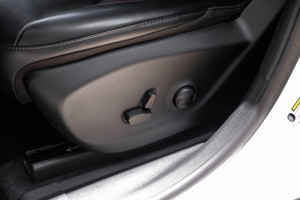 Vehicle image 46 of 85