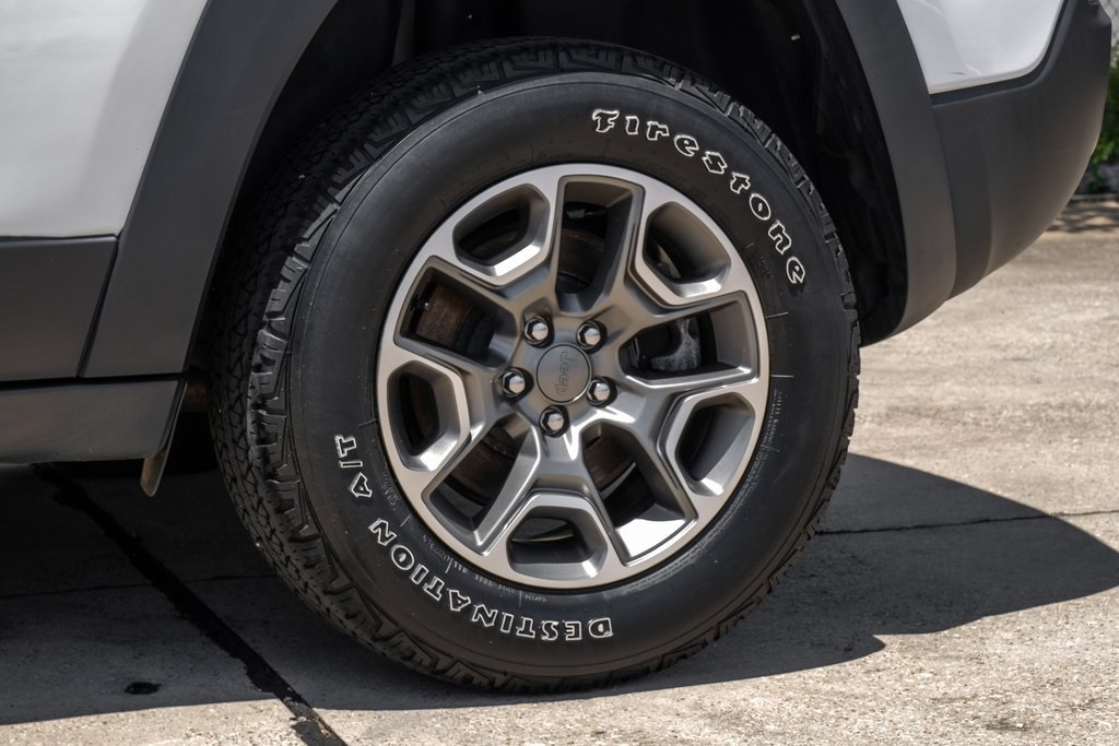 Vehicle image 66 of 85