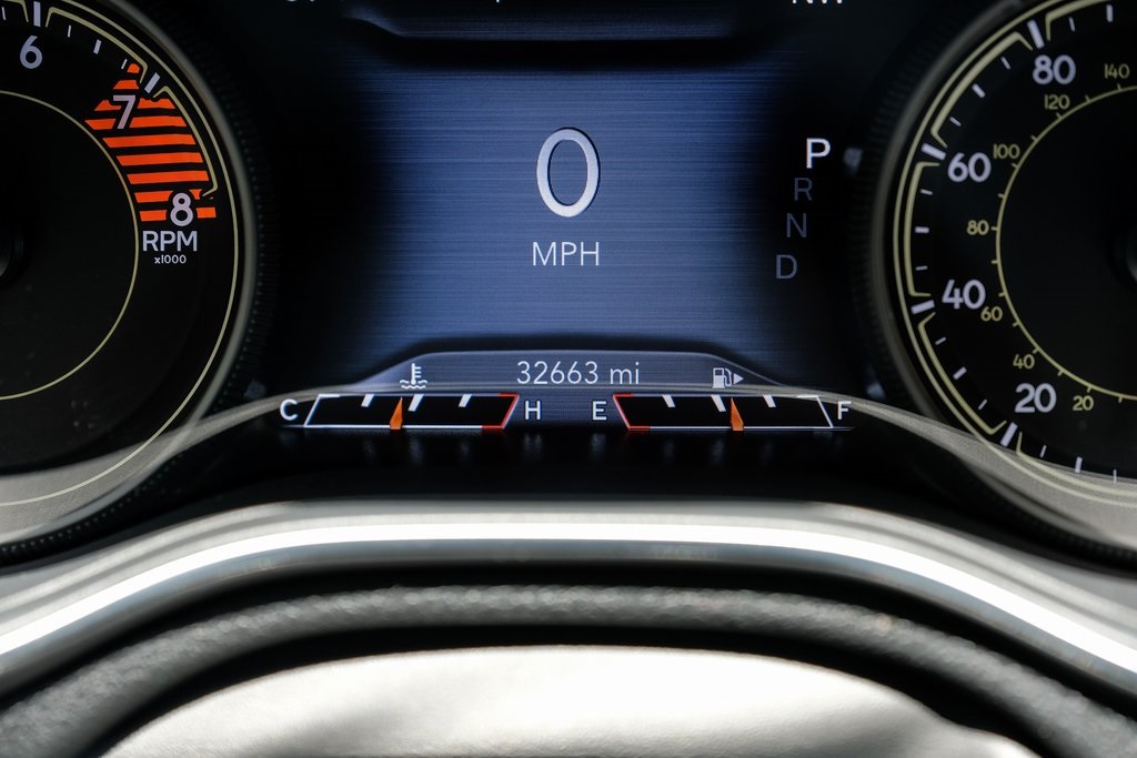 Vehicle image 18 of 85