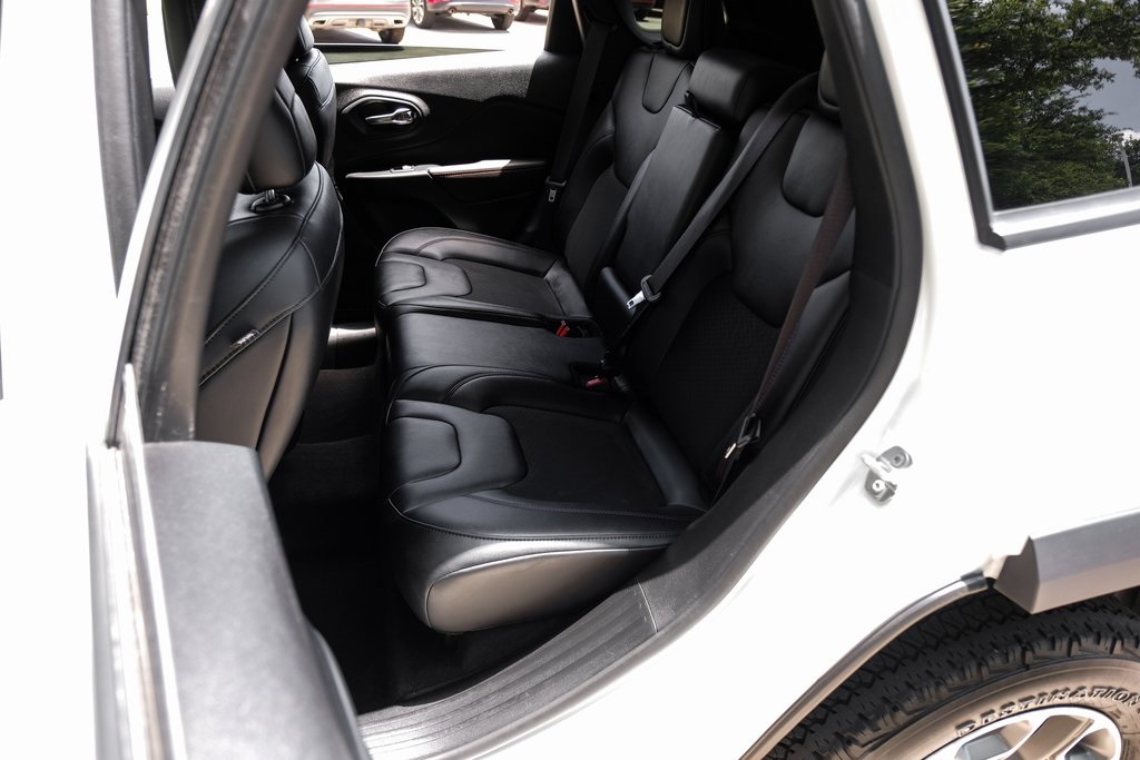 Vehicle image 52 of 85