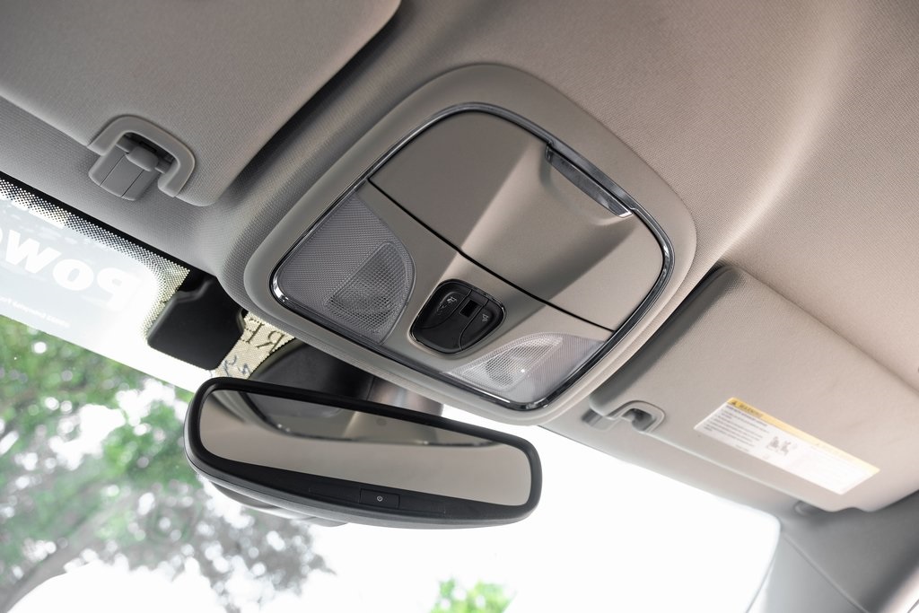 Vehicle image 41 of 85