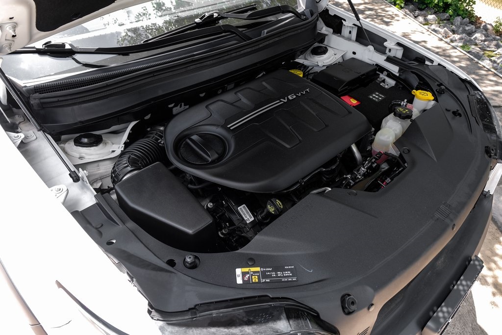 Vehicle image 61 of 85