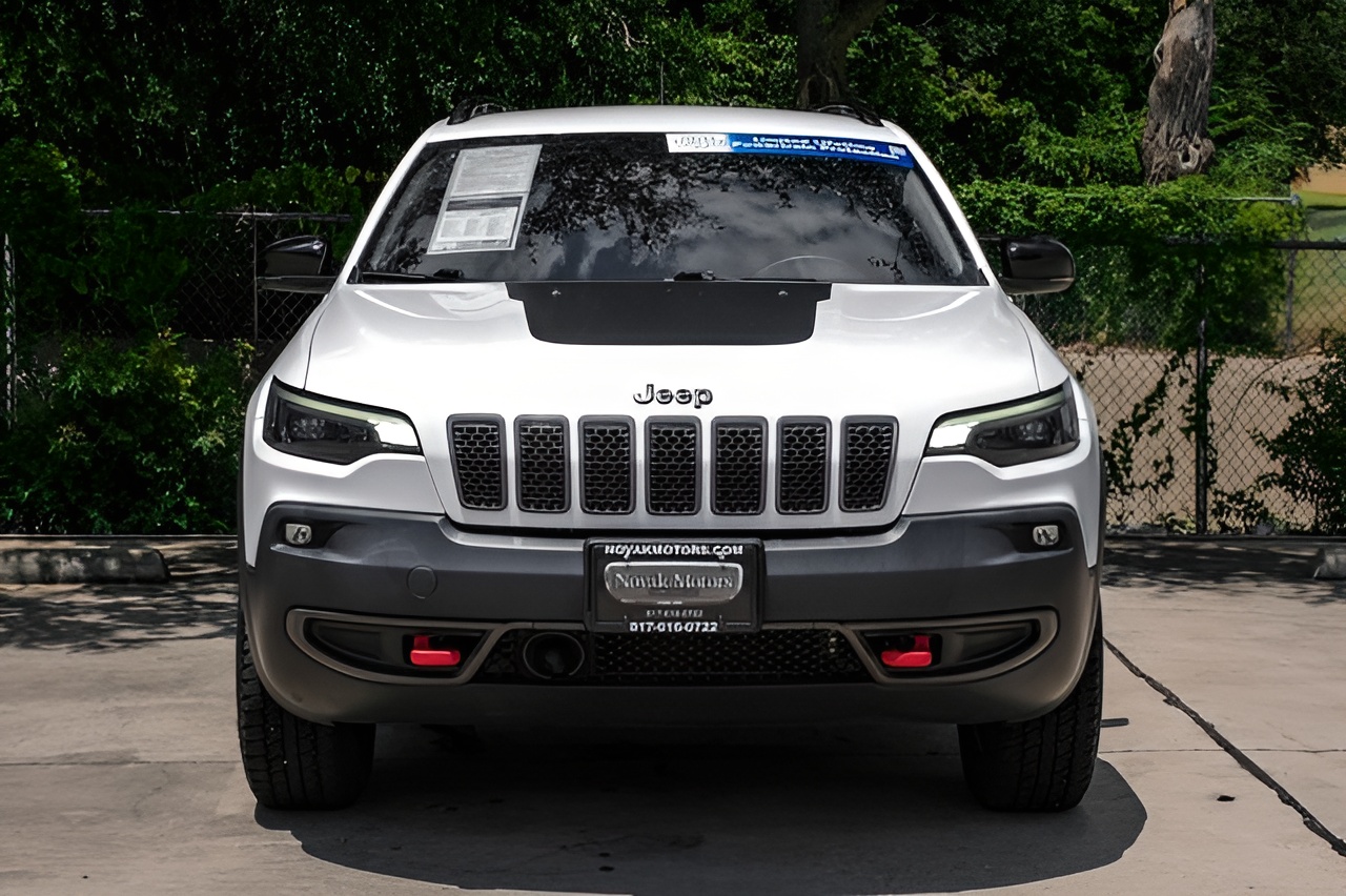 Vehicle image 73 of 85