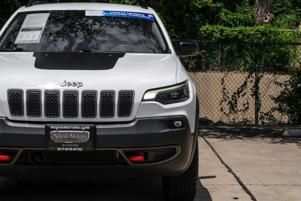 Vehicle image 5 of 85