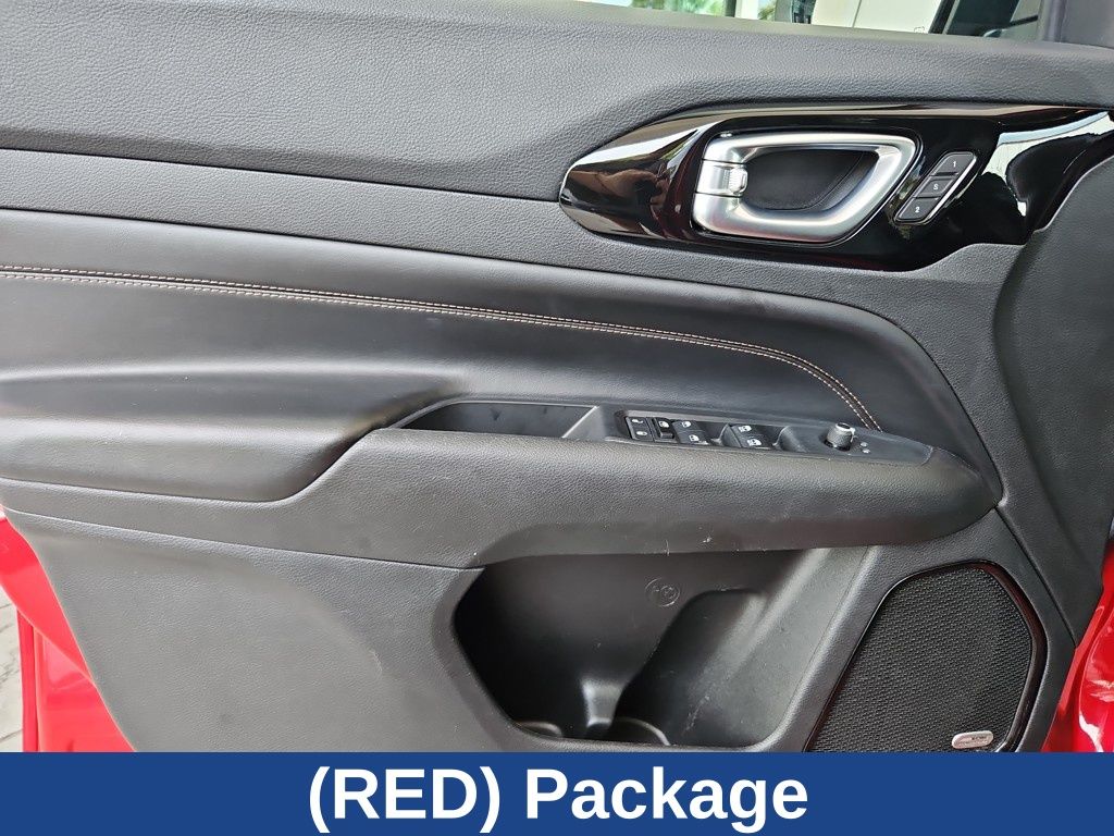 Vehicle image 24 of 37