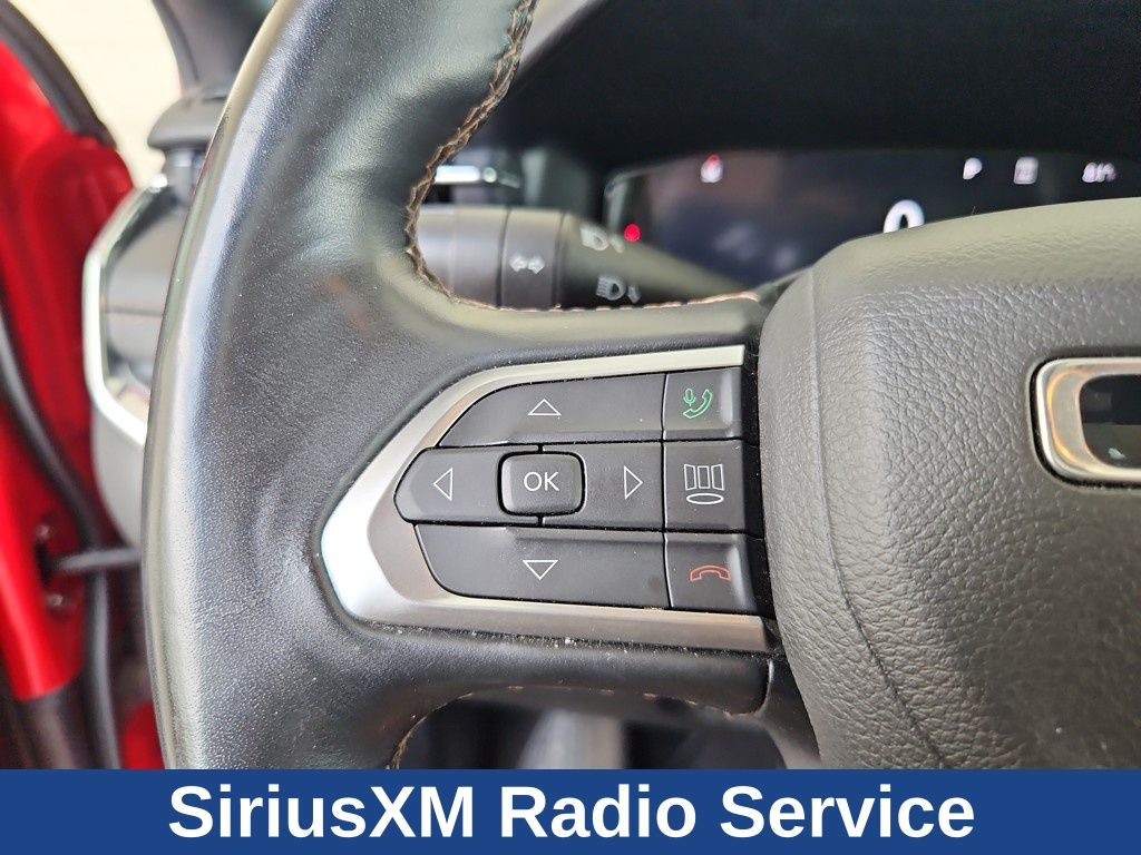 Vehicle image 34 of 37