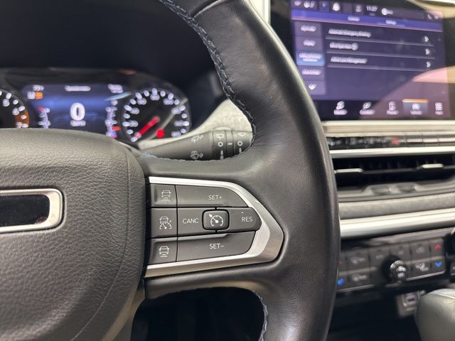 Vehicle image 15 of 29