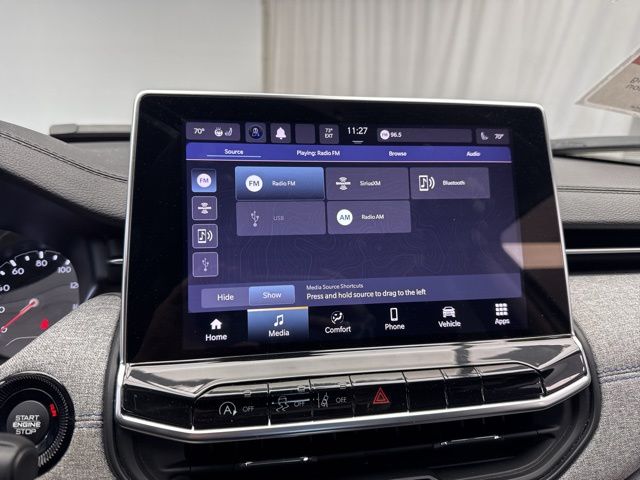 Vehicle image 18 of 29
