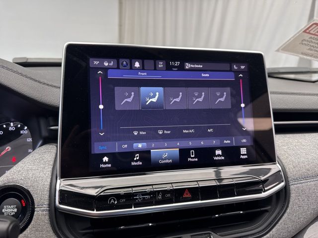 Vehicle image 19 of 29
