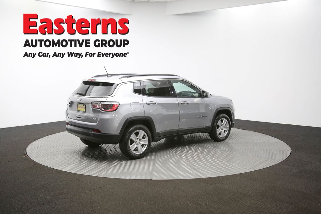 2022 Jeep Compass Latitude Image 24 of 62