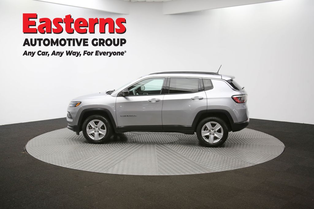 2022 Jeep Compass Latitude Image 36 of 62