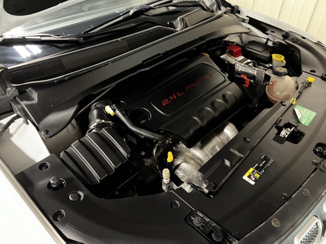 Vehicle image 44 of 46