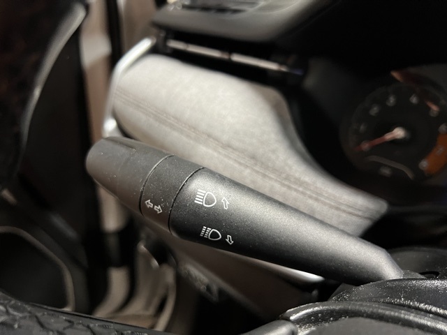 Vehicle image 35 of 46
