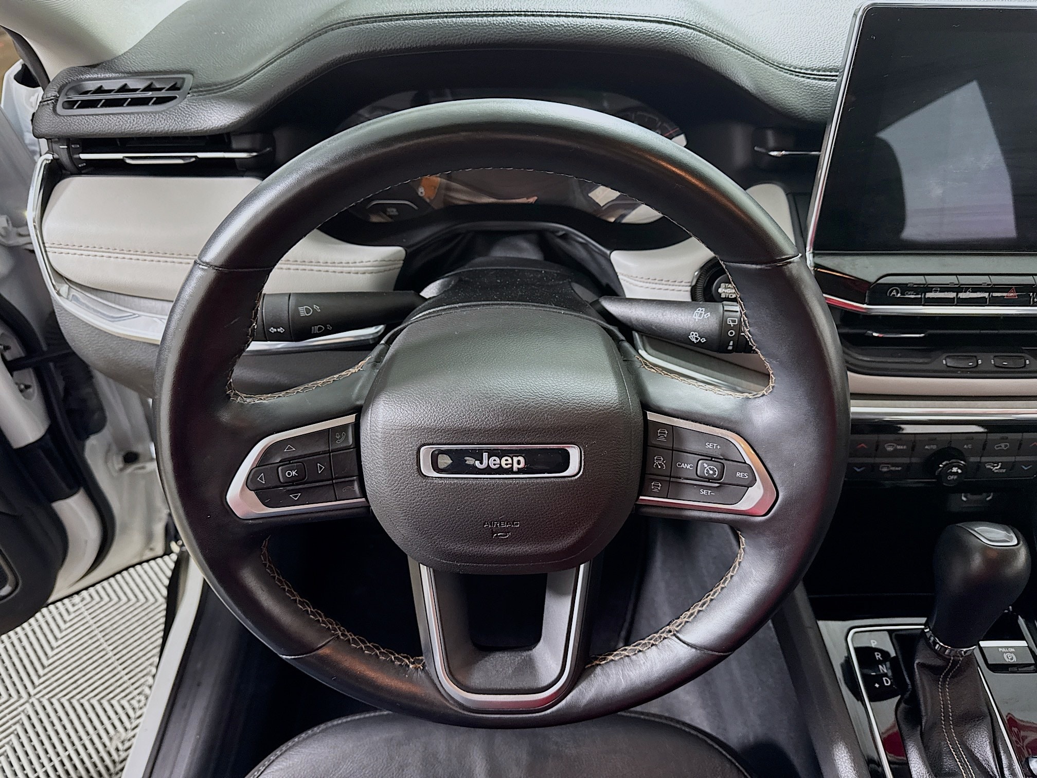 2022 Jeep Compass Limited Image 27 of 29