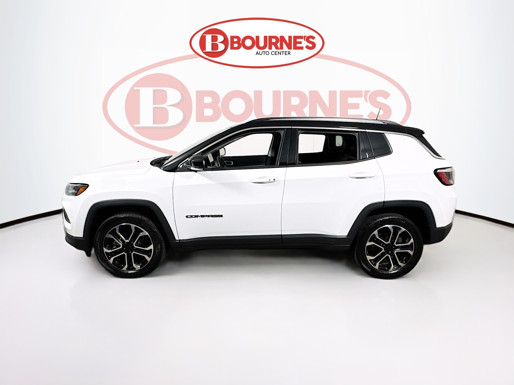 2022 Jeep Compass Limited Image 8 of 29
