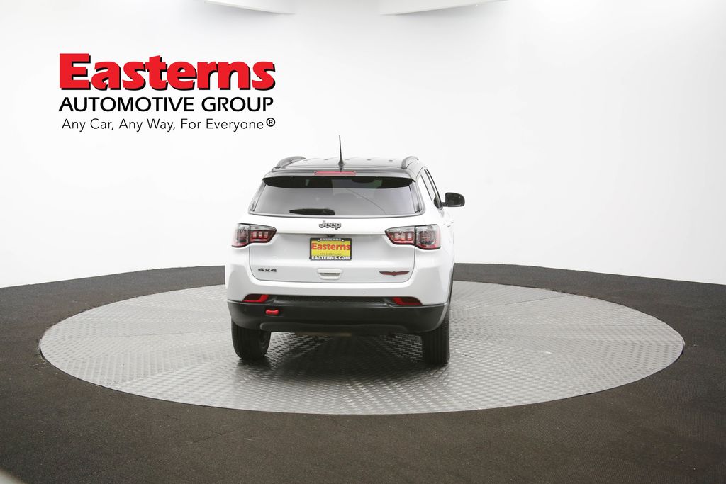 Vehicle image 29 of 61