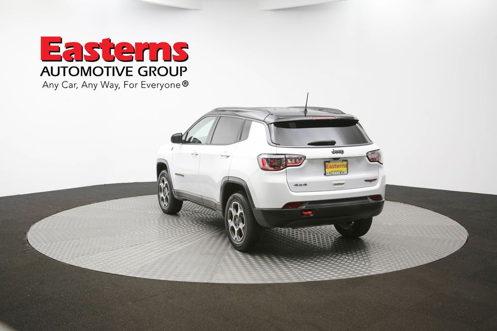 Vehicle image 30 of 61