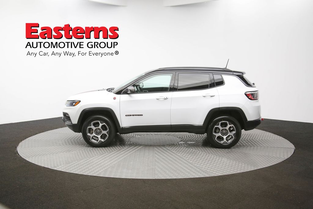 Vehicle image 34 of 61