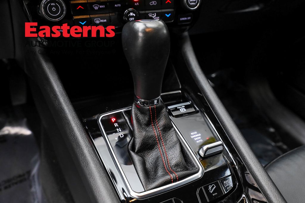 Vehicle image 49 of 61