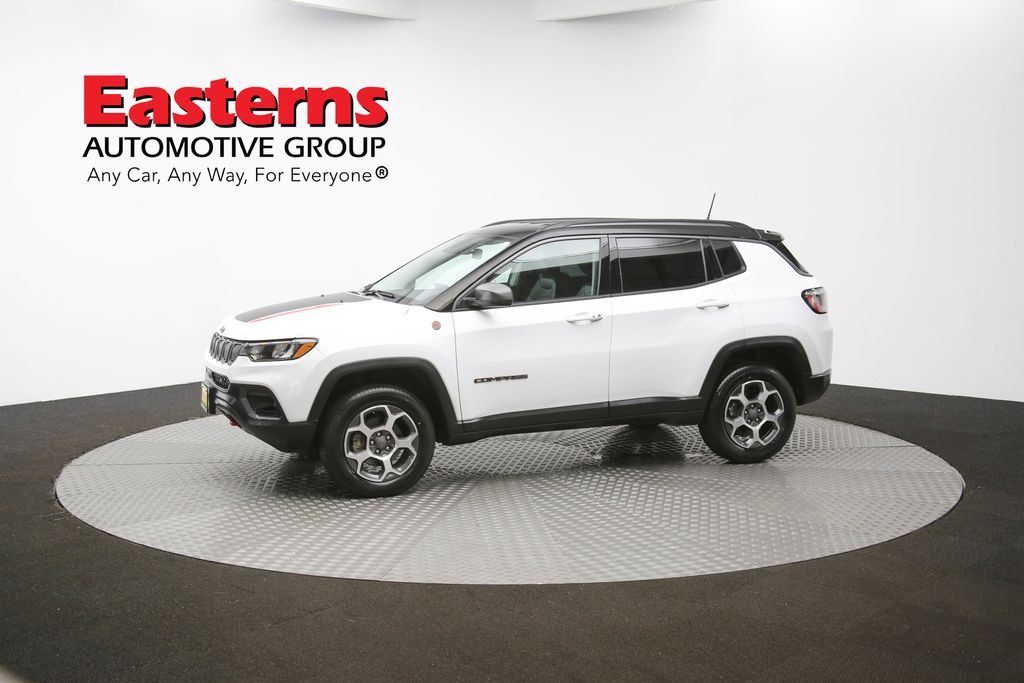 Vehicle image 3 of 61