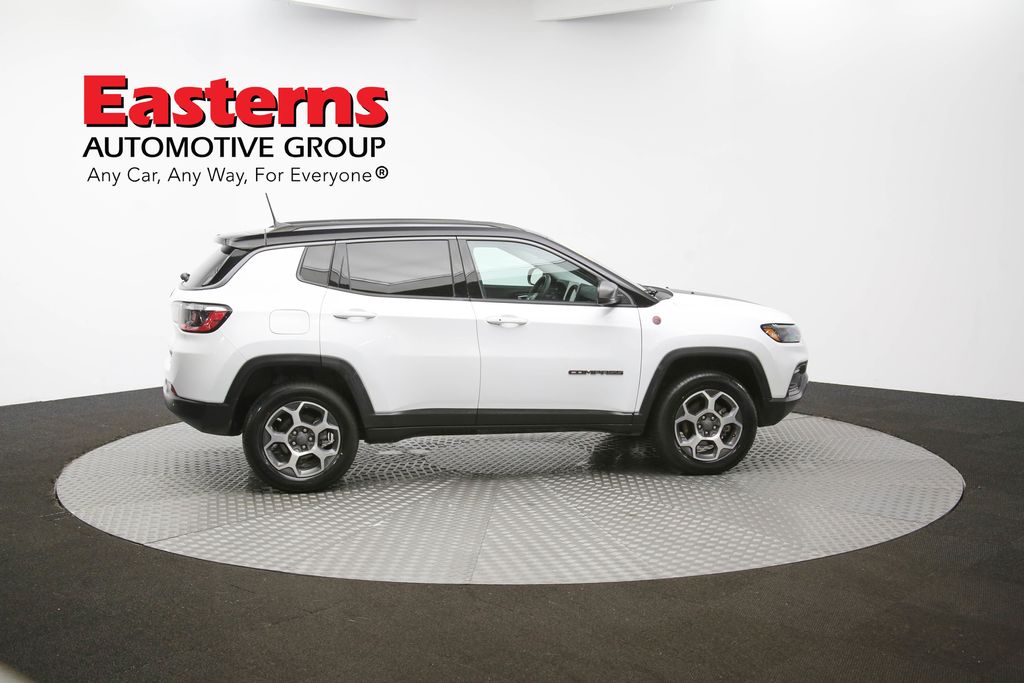 Vehicle image 19 of 61