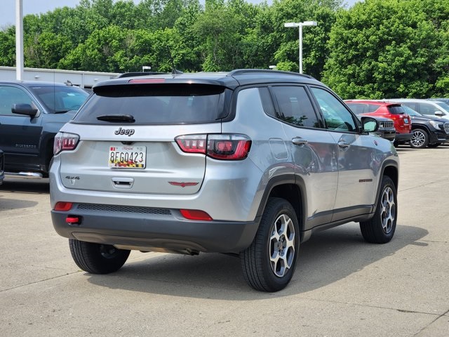Vehicle image 5 of 28