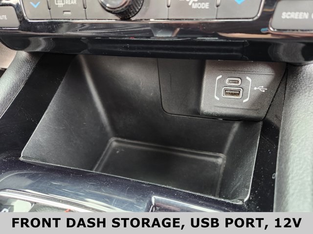 Vehicle image 14 of 28
