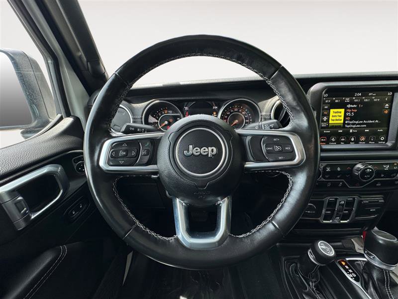 Vehicle image 12 of 14