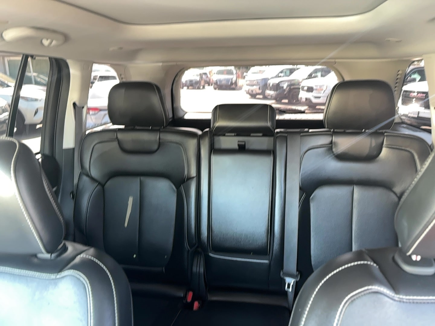 Vehicle image 8 of 17