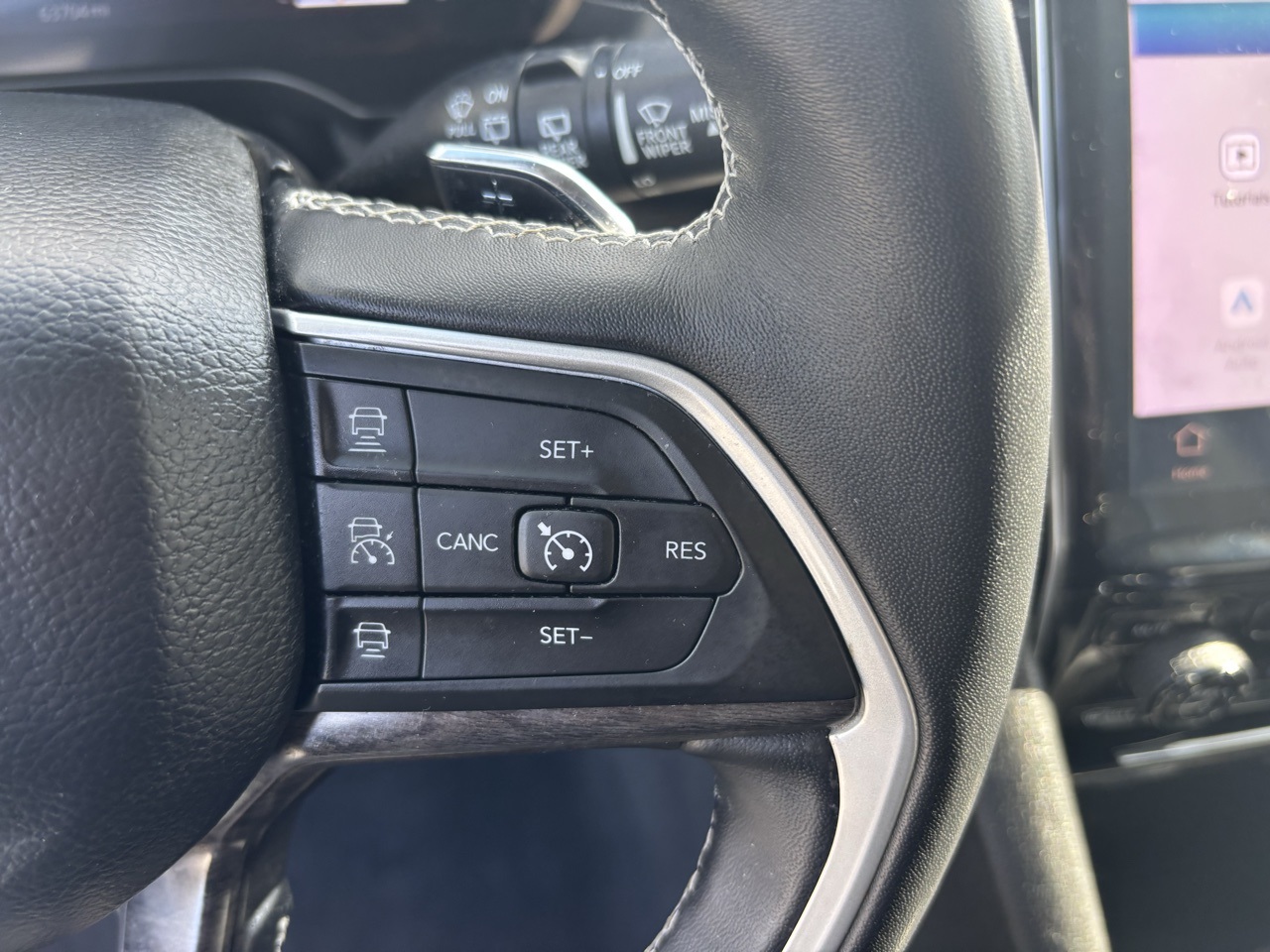 Vehicle image 11 of 20