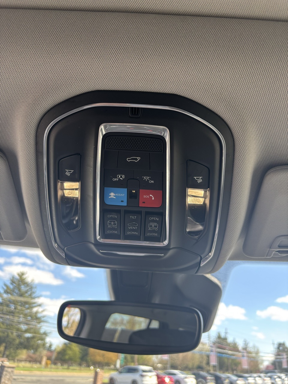 Vehicle image 15 of 20