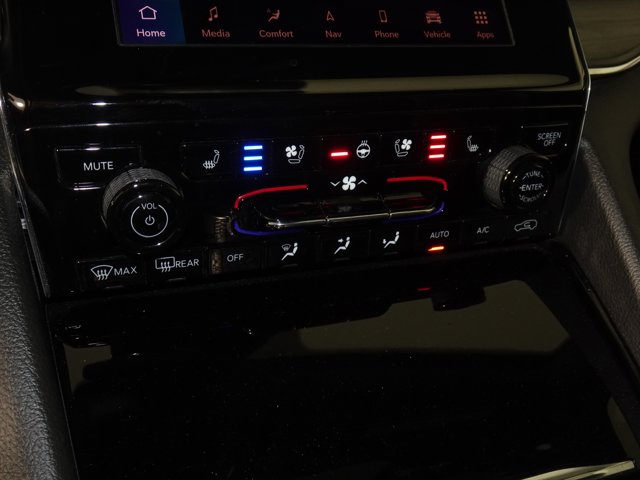 Vehicle image 51 of 53