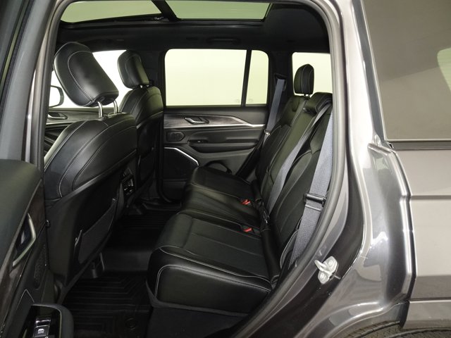 Vehicle image 13 of 53