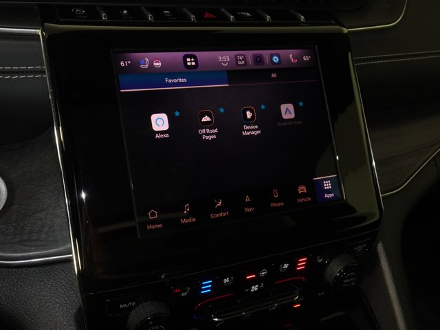 Vehicle image 31 of 53