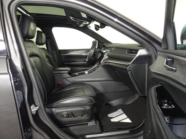 Vehicle image 46 of 53