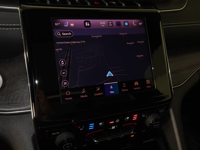 Vehicle image 28 of 53