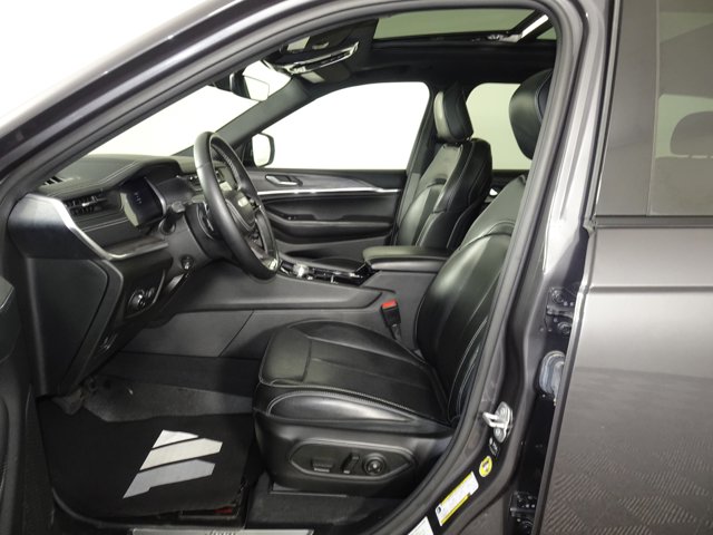 Vehicle image 14 of 53