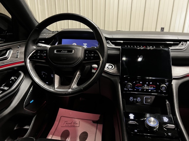 Vehicle image 34 of 52
