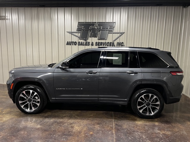 Vehicle image 8 of 52