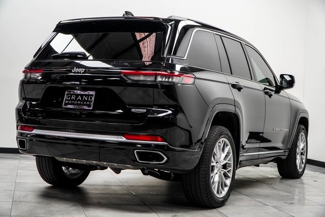 2022 Jeep Grand Cherokee Summit Image 6 of 50