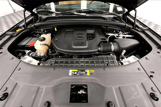 Vehicle image 11 of 39